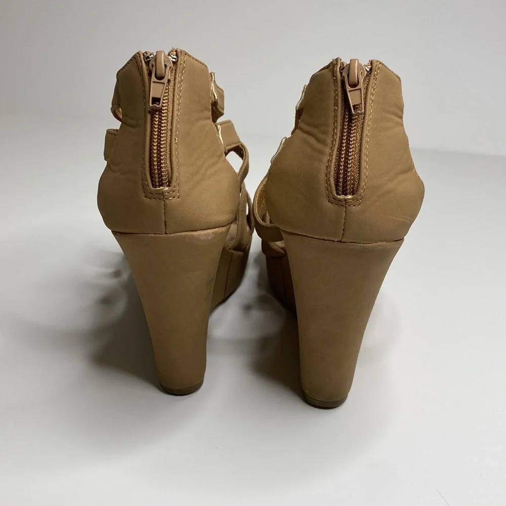 Top Moda Tan Strappy Wedge Sandals With Zipper Back For Women Size‎ 10